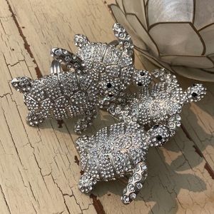 Adorable turtle napkin holders with Rhinestones